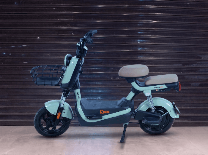T5 — scooter elétrica LAF